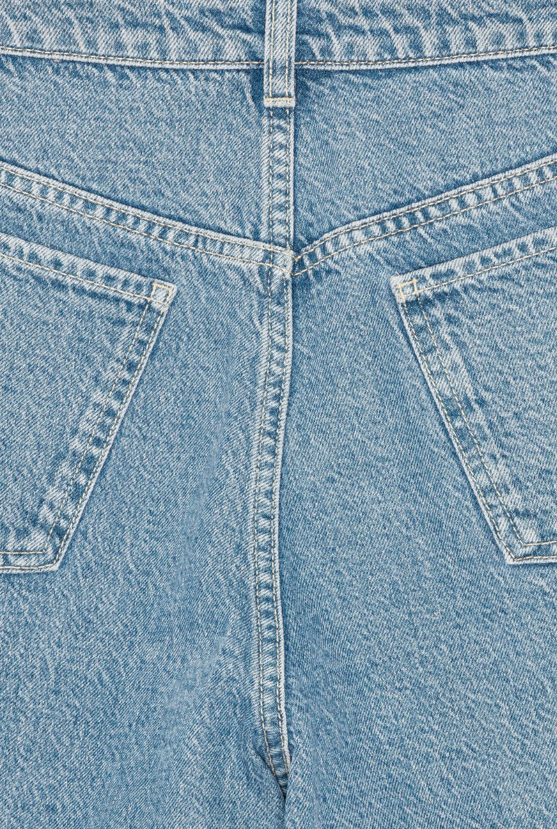 【関税込み】REMAIN Birger Christensen ブルー Cocoon ジーンズ Blue Cocoon Jeans by REMAIN Birger Christensen on Sale