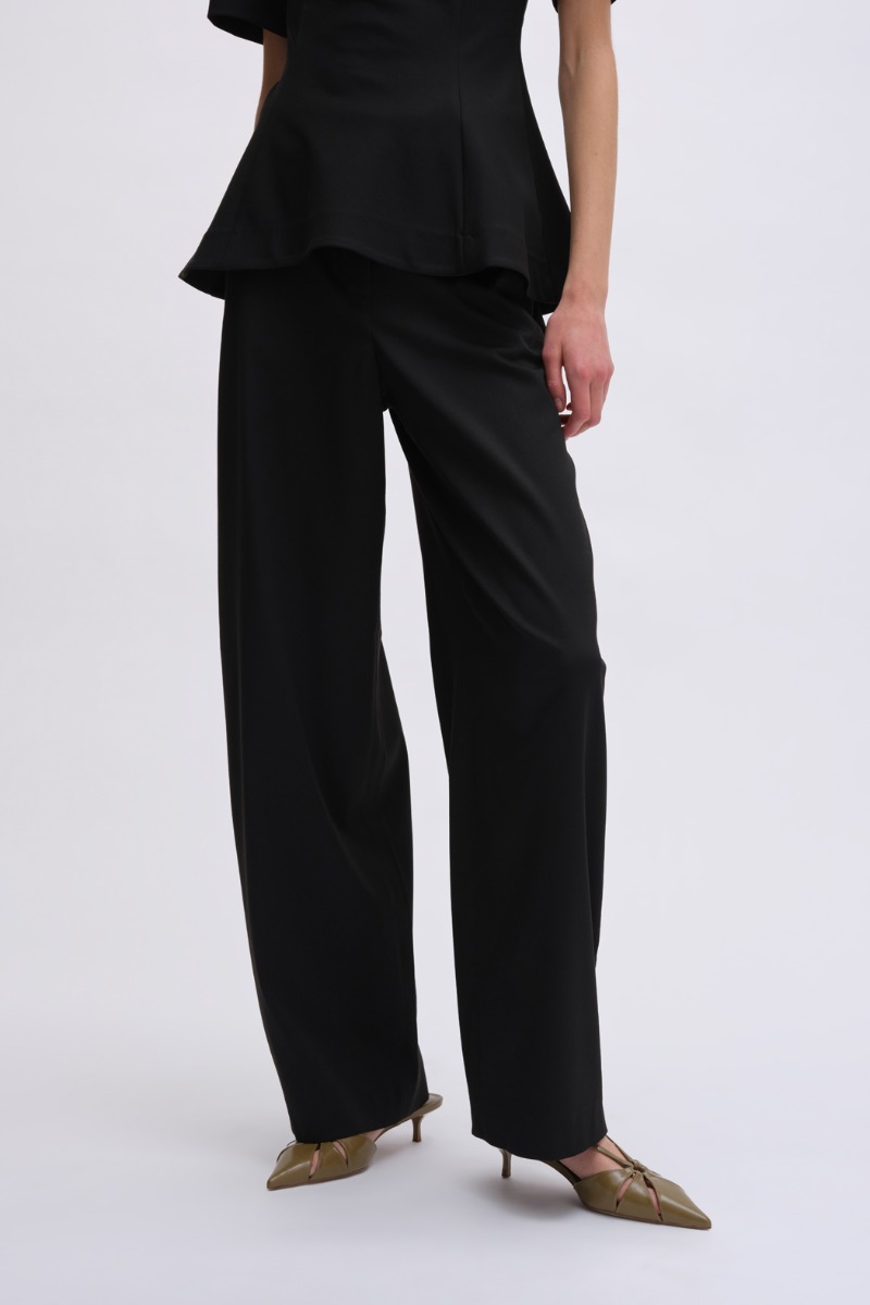 Cocoon Leather Pants Black - REMAIN Birger Christensen