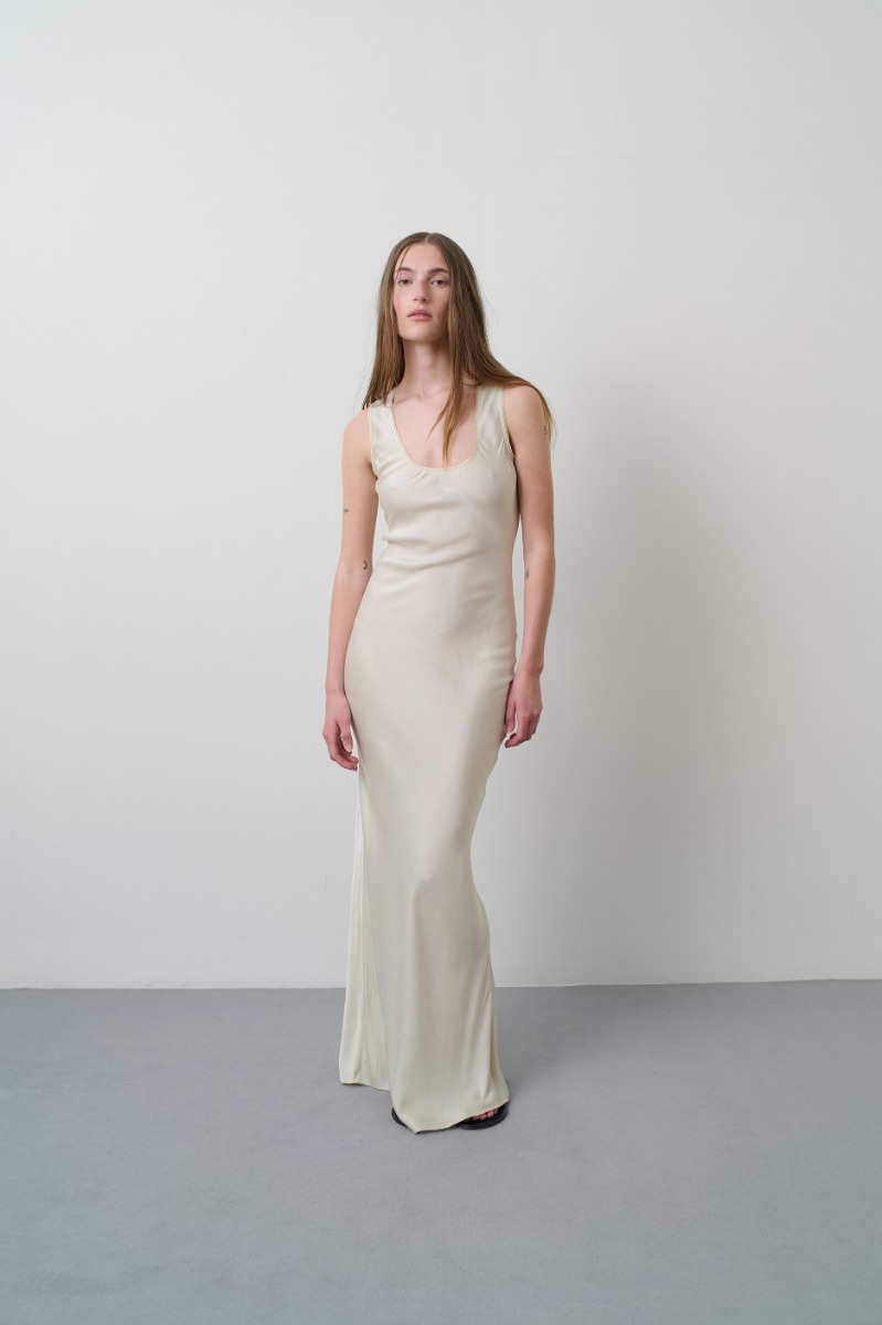 【関税込み】REMAIN Birger Christensen ロングドレス Wide Maxi Dress Creme - REMAIN Birger Christensen